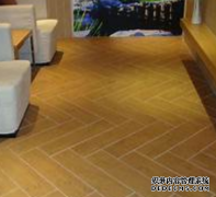 <strong>夏季維修結(jié)合季杏耀代理節(jié)性特點施工</strong>